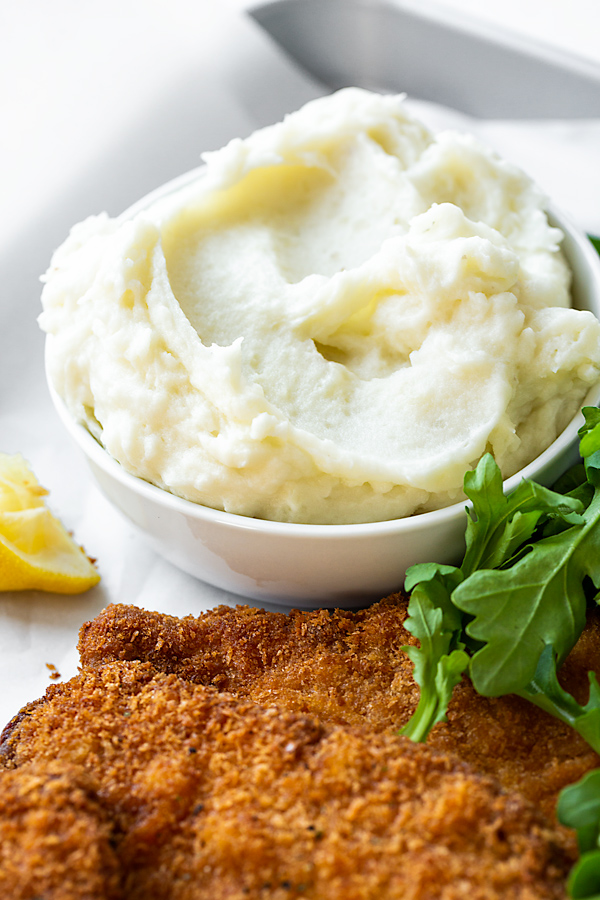 Mashed Potatoes | thecozyapron.com
