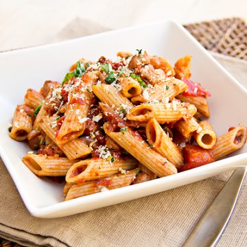 Chicken Sausage Pasta | thecozyapron.com