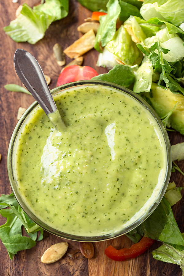 Avocado-Cilantro Dressing for Steak Salad | thecozyapron.com