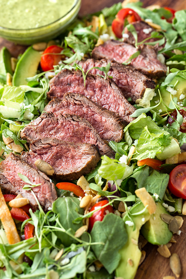 Steak Salad with Avocado-Cilantro Dressing | thecozyapron.com