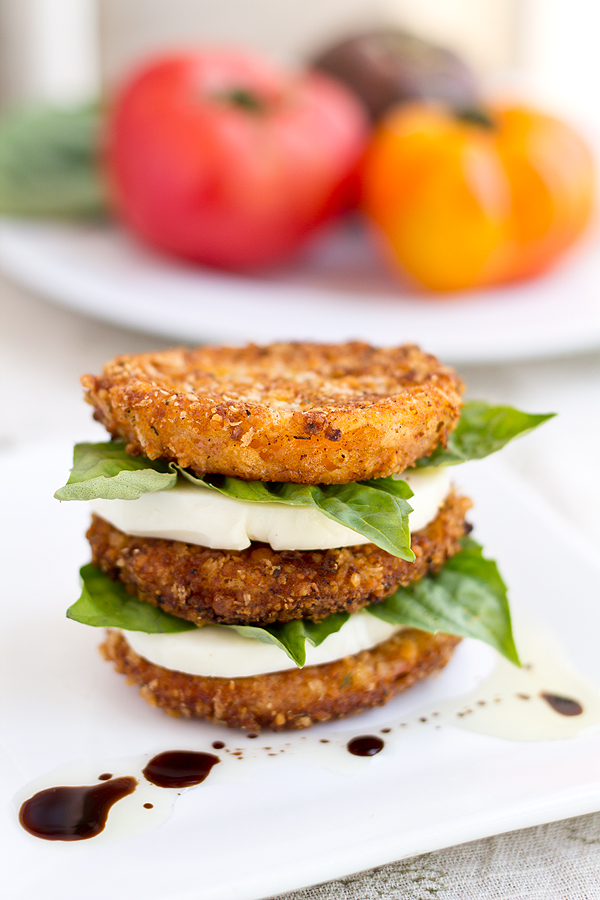 Fried Tomatoes with Basil and Mozzarella | thecozyapron.com