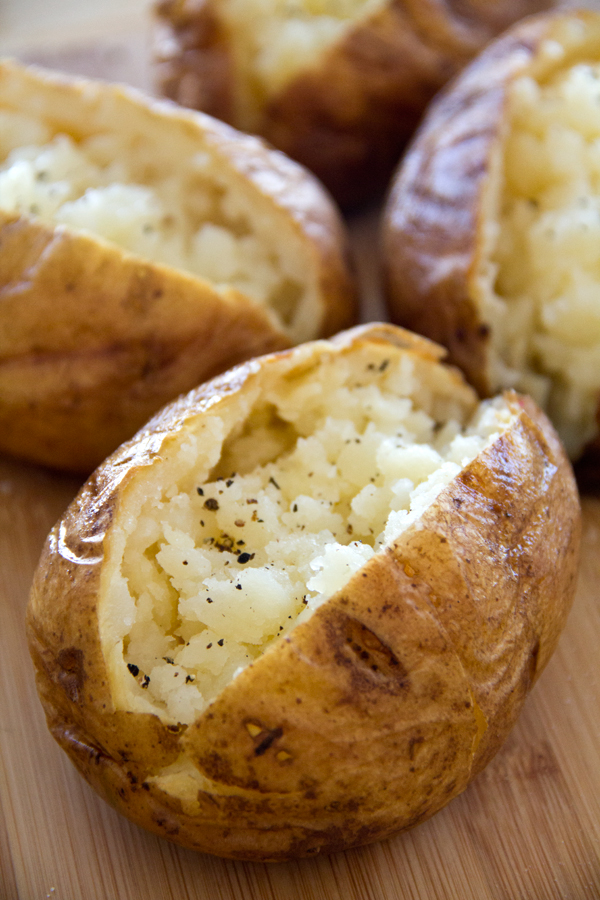 Baked Potatoes For Stuffing | thecozyapron.com