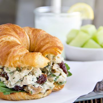 Chicken Salad Sandwich | thecozyapron.com