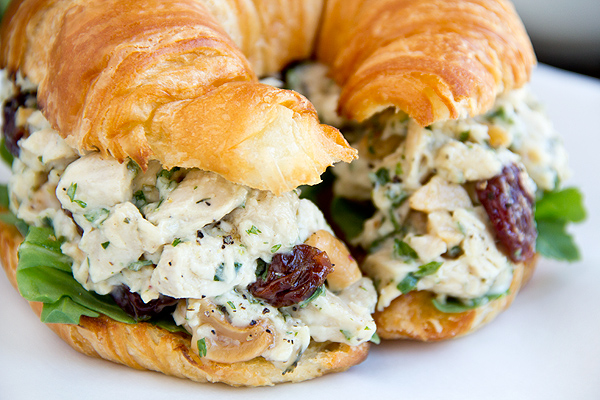 Chicken Salad Sandwich | thecozyapron.com
