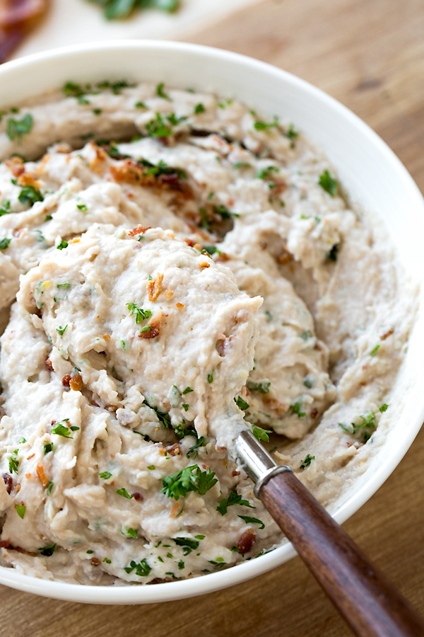 White Bean Dip | thecozyapron.com