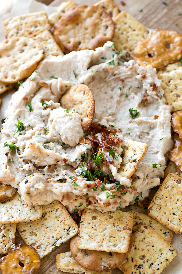 White Bean Dip | thecozyapron.com