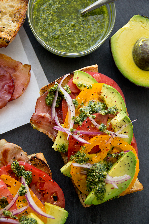 Avocado Toast | thecozyapron.com