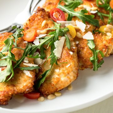 Parmesan Crusted Chicken | thecozyapron.com