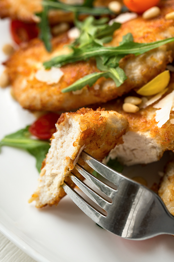 Parmesan Crusted Chicken | thecozyapron.com
