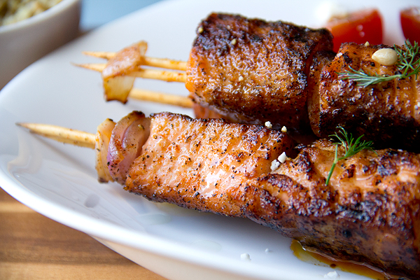 Salmon Kabobs | thecozyapron.com