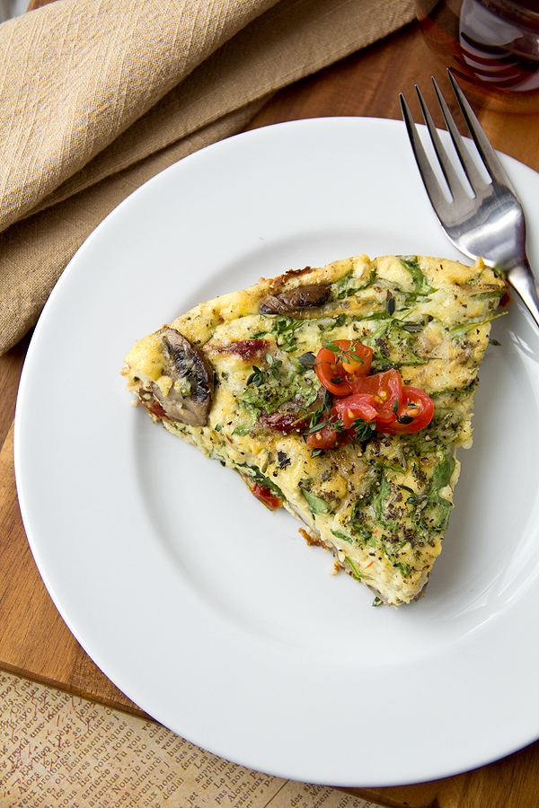 Vegetable Frittata | thecozyapron.com