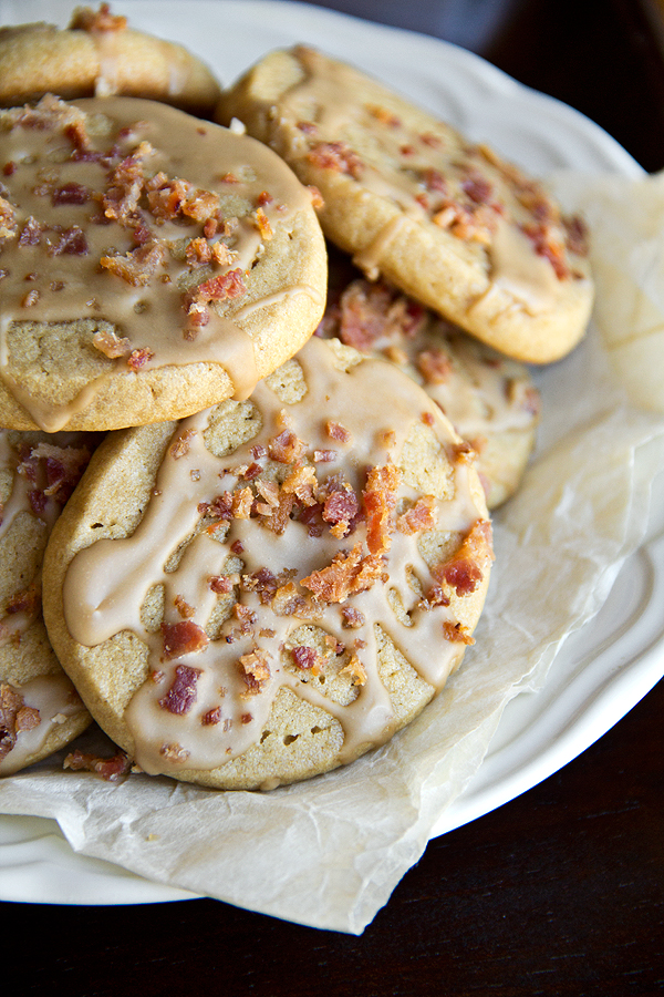 Pancakes 'n' Bacon Cookies | thecozyapron.com