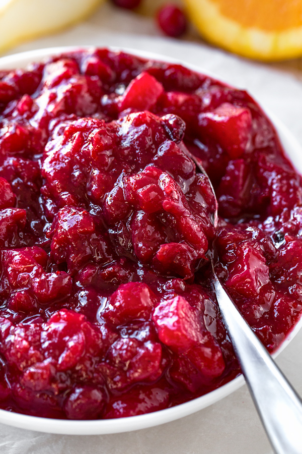 Cranberry Sauce | thecozyapron.com