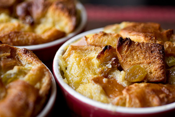 Bread Pudding | thecozyapron.com