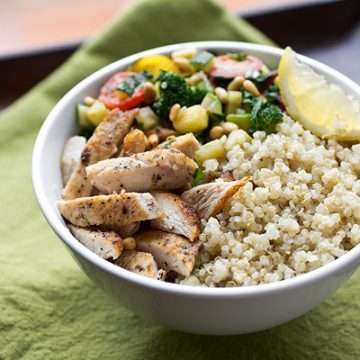 Quinoa Bowl | thecozyapron.com