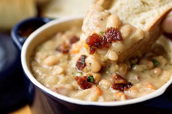 White Bean Soup | thecozyapron.com