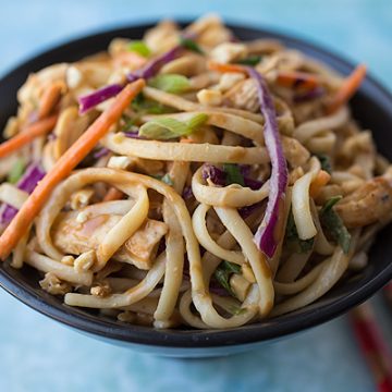 Asian Noodle Salad with Peanut Dressing | thecozyapron.com