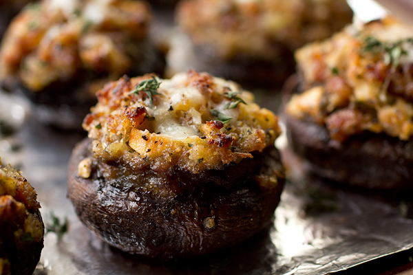 Stuffed Mushrooms | thecozyapron.com