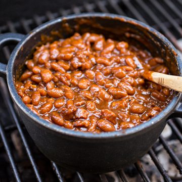 Baked Beans | thecozyapron.com