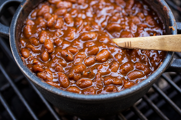 Baked Beans | thecozyapron.com