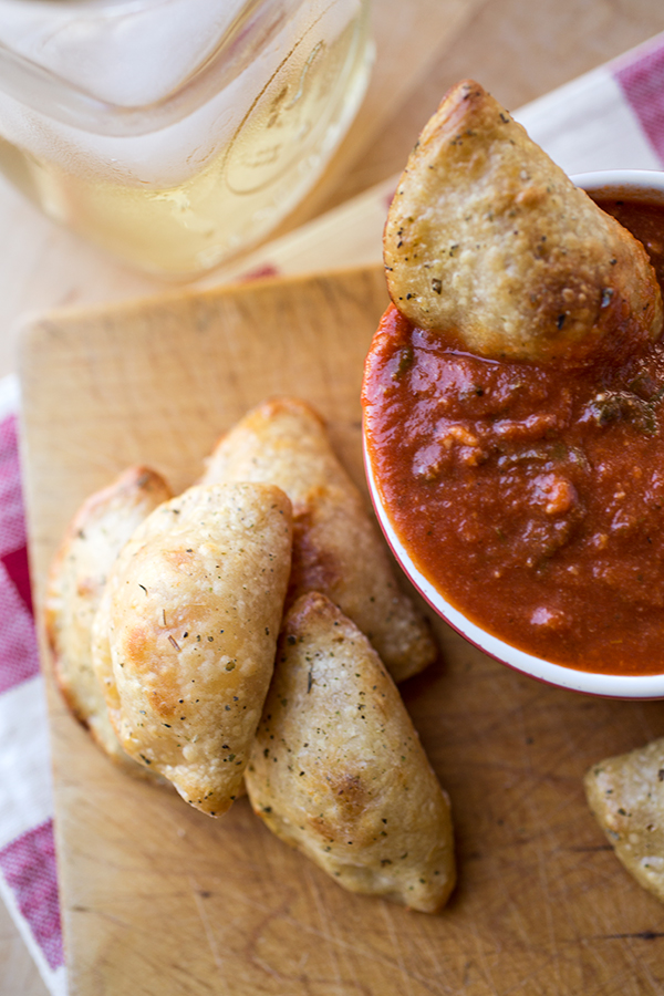 Mini Calzones with Pepperoni and Marinara Sauce | thecozyapron.com