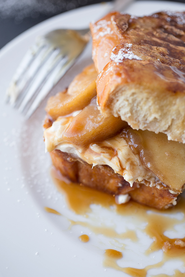 Caramel Apple French Toast | thecozyapron.com