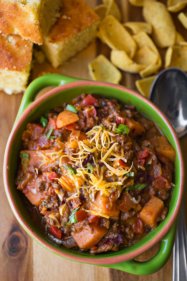 Sweet Potato Chili | thecozyapron.com