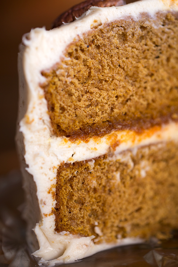 Pumpkin Cake | thecozyapron.com