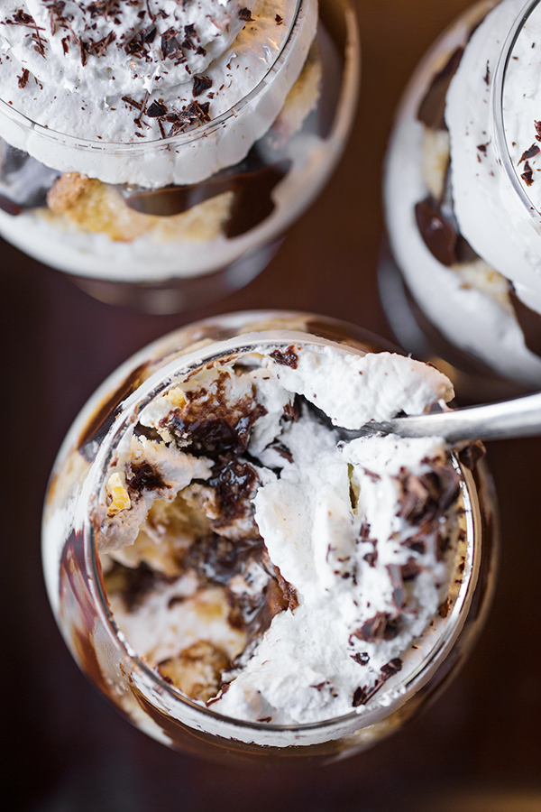 Amaretto Parfaits | thecozyapron.com