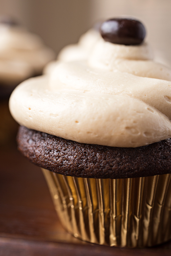 Closeup on an Irish Cream Coffee Cupcake | thecozyapron.com