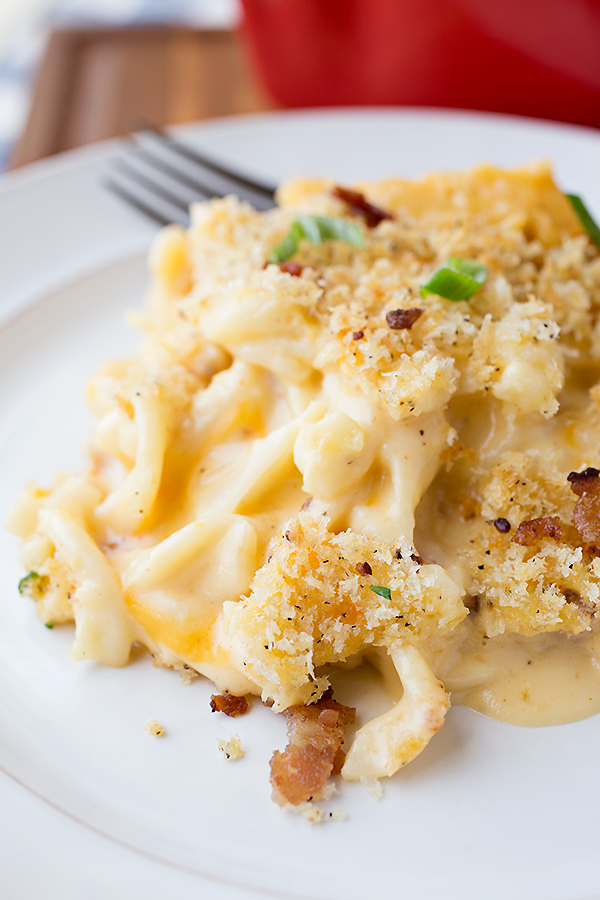 Cauliflower Mac and Cheese | thecozyapron.com