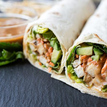 Peanut Chicken Spring Roll Wrap | thecozyapron.com
