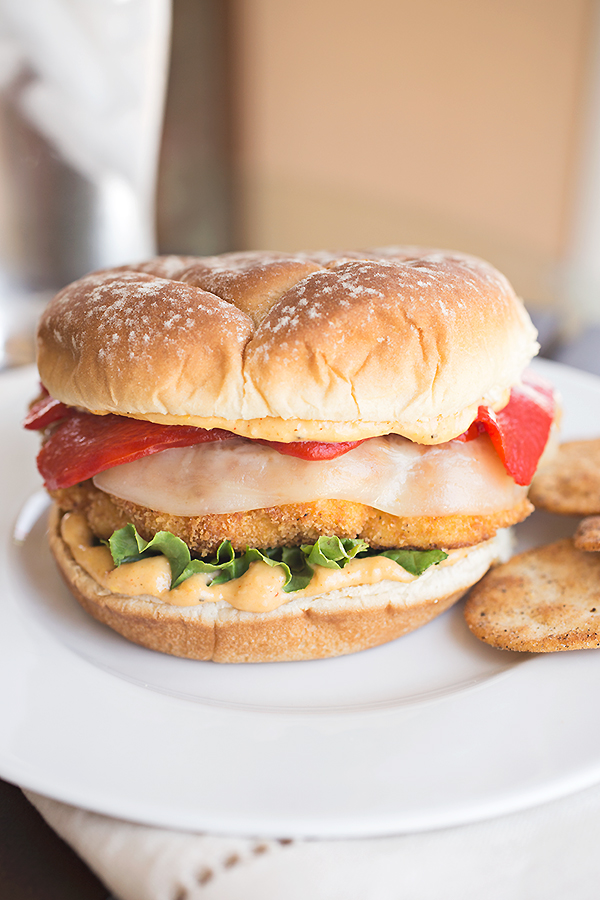 Cauliflower Burger | thecozyapron.com