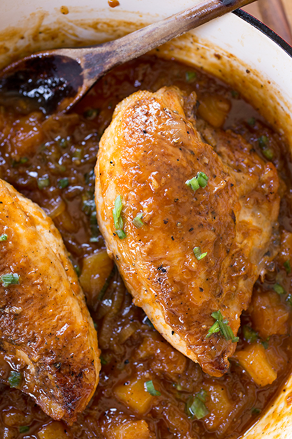 Apricot Chicken in the Pan | thecozyapron.com
