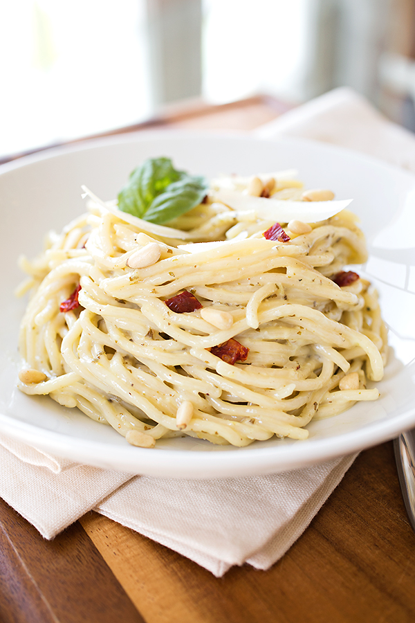 Summer Pasta Salad | thecozyapron.com