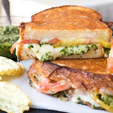 Gourmet Grilled Cheese | thecozyapron.com