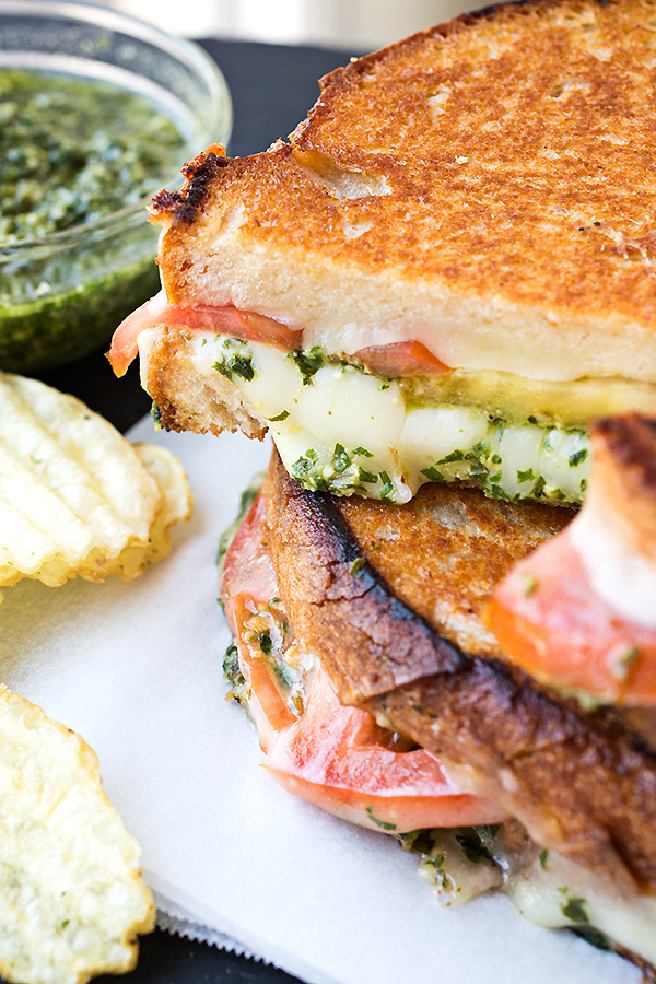 Gourmet Grilled Cheese | thecozyapron.com