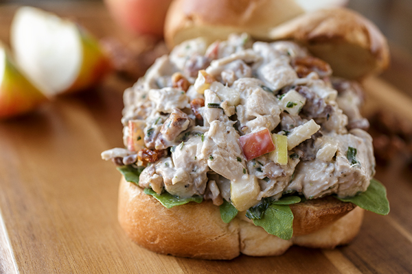 Chicken Salad | thecozyapron.com