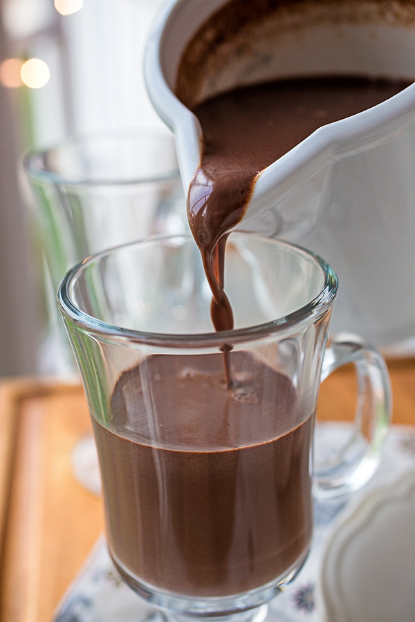 Drinking Chocolate | thecozyapron.com