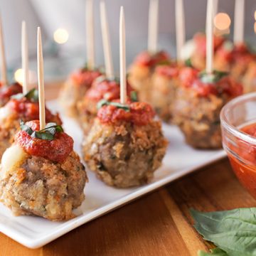Mozzarella Stuffed Meatballs | thecozyapron.com