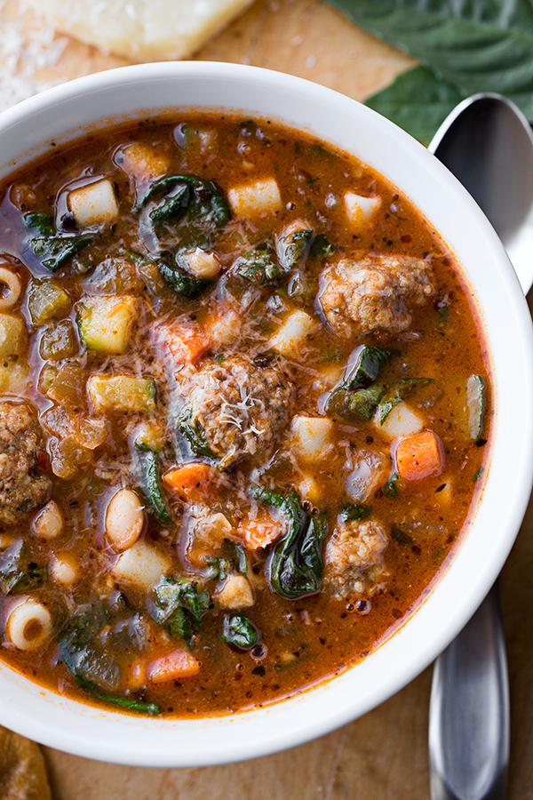 Minestrone Soup with Meatballs | thecozyapron.com