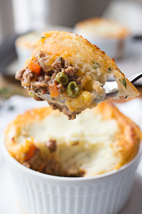 Shepherd's Pie | thecozyapron.com