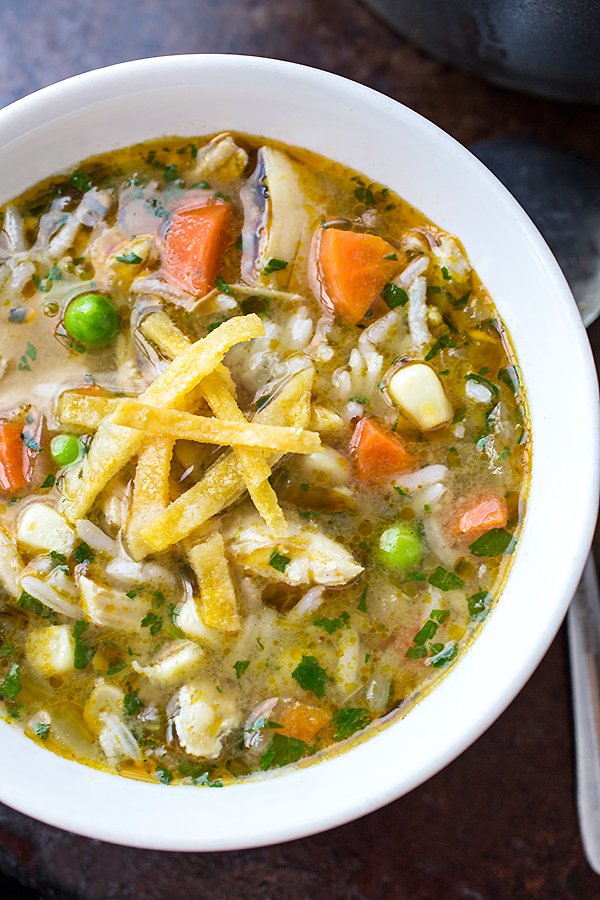 Chicken and Rice Soup | thecozyapron.com
