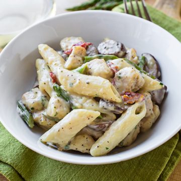 Chicken Penne Pasta | thecozyapron.com
