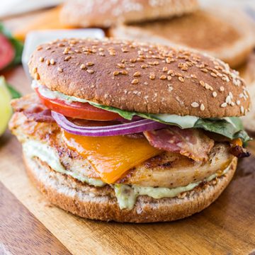 Southwest Chicken Sandwich | thecozyapron.com