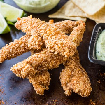 Tortilla Crunch Chicken Strips | thecozyapron.com