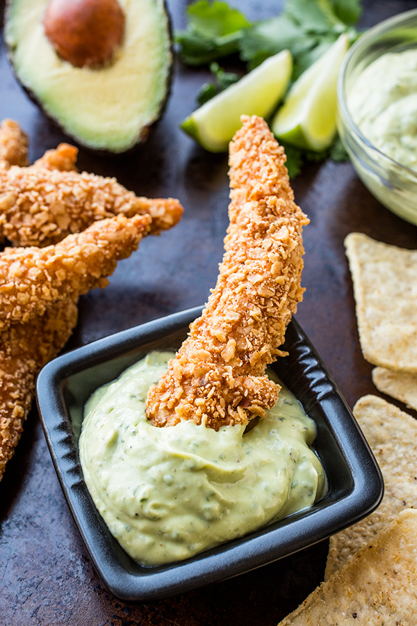 Tortilla Crunch Chicken Strips | thecozyapron.com