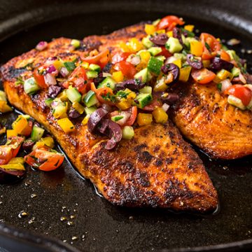Pan Seared Salmon | thecozyapron.com