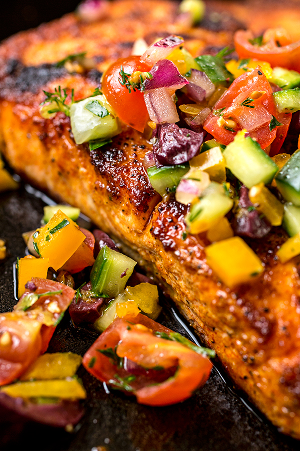 Pan Seared Salmon | thecozyapron.com