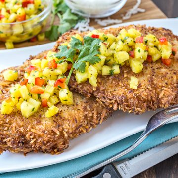 Coconut Chicken | thecozyapron.com